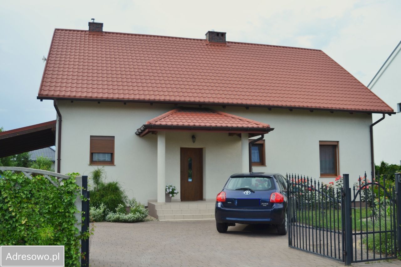 dom wolnostojący, 6 pokoi Pruszków