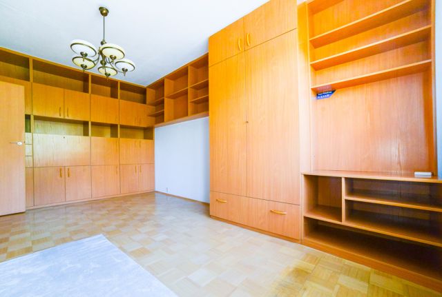Mieszkanie 2-pokojowe Warszawa, ul. Romualda Gutta. Zdjęcie 9