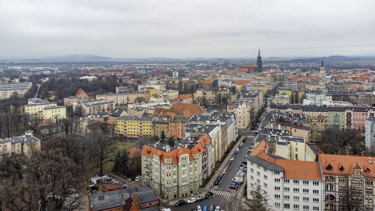 Mieszkanie 4-pokojowe Świdnica, ul. gen. Władysława Sikorskiego. Zdjęcie 19