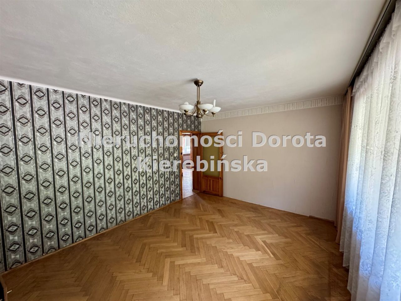dom wolnostojący, 6 pokoi Tomaszów Mazowiecki. Zdjęcie 32