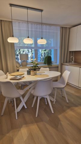 dom wolnostojący, 4 pokoje Dąbrowa Górnicza Ząbkowice, ul. Jana Mizerkiewicza. Zdjęcie 2