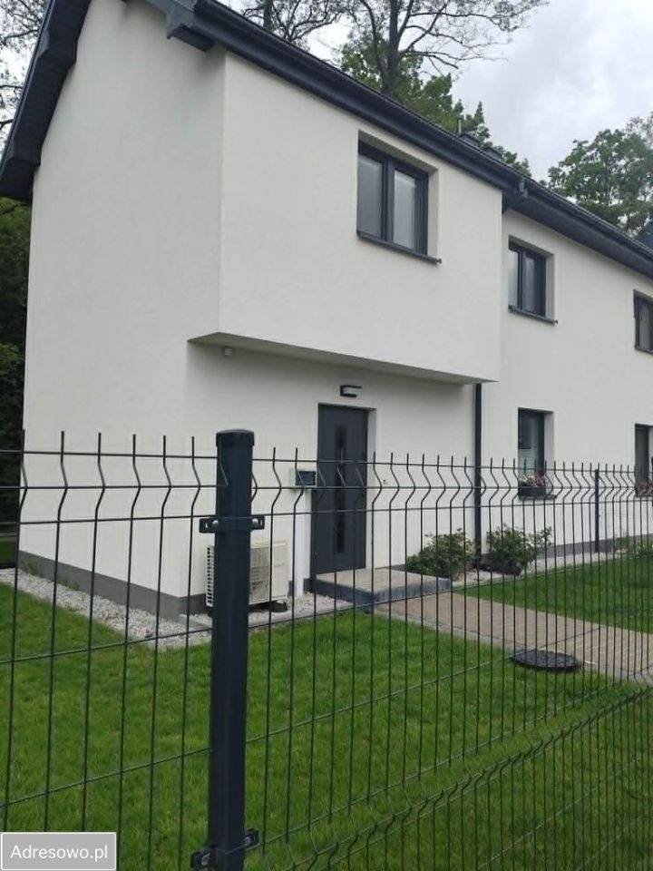 dom szeregowy, 3 pokoje Grodzisk Mazowiecki, ul. J. Słowackiego. Zdjęcie 1