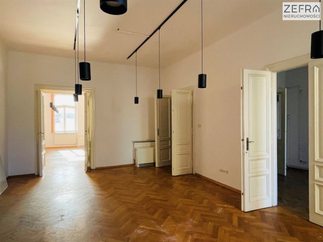 Lokal Kraków Stare Miasto. Zdjęcie 4