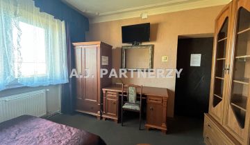 dom wolnostojący, 9 pokoi Wieliczka Lekarka