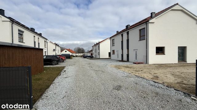 Mieszkanie 3-pokojowe Oława. Zdjęcie 3