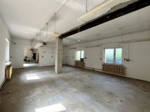 Lokal Bezrzecze, ul. Nowowiejska. Zdjęcie 1