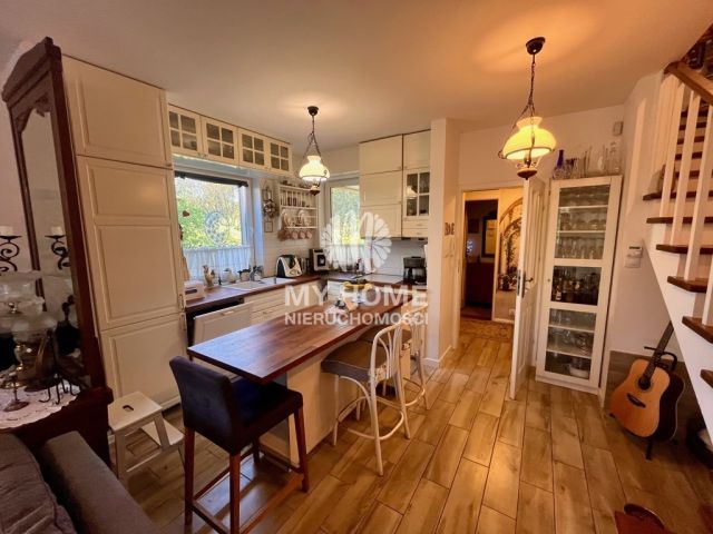 bliźniak, 5 pokoi Milanówek, ul. Niezapominajki. Zdjęcie 9