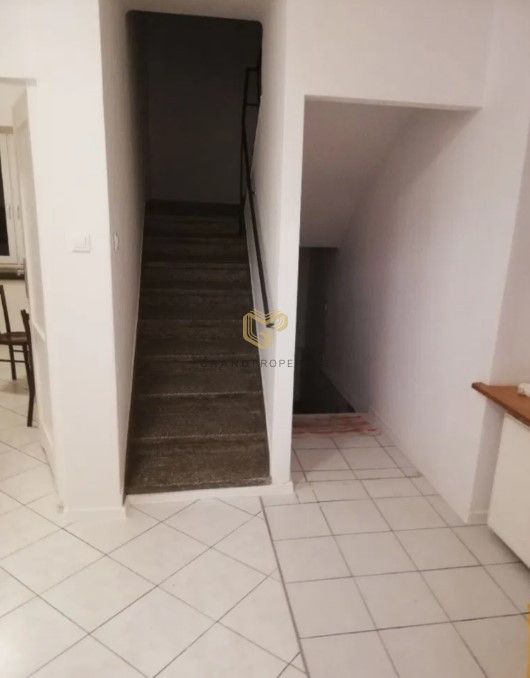 bliźniak, 5 pokoi Warszawa Praga-Południe. Zdjęcie 8