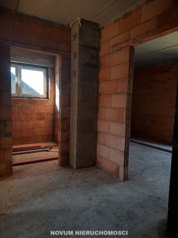 bliźniak, 5 pokoi Świerklaniec. Zdjęcie 5