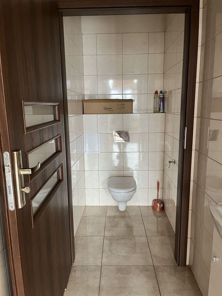 Lokal Złocieniec Centrum, rynek Stary Rynek. Zdjęcie 5