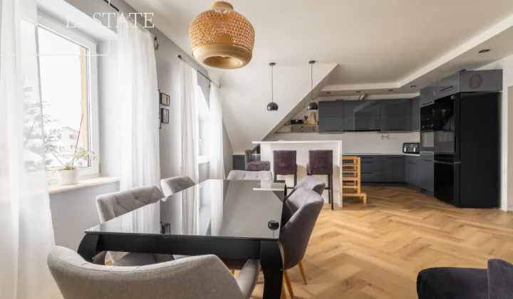 dom wolnostojący, 9 pokoi Gdańsk Osowa, ul. Planetarna