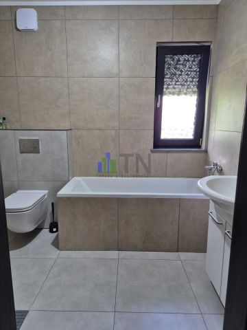 dom wolnostojący, 4 pokoje Chrząstawa Wielka. Zdjęcie 9