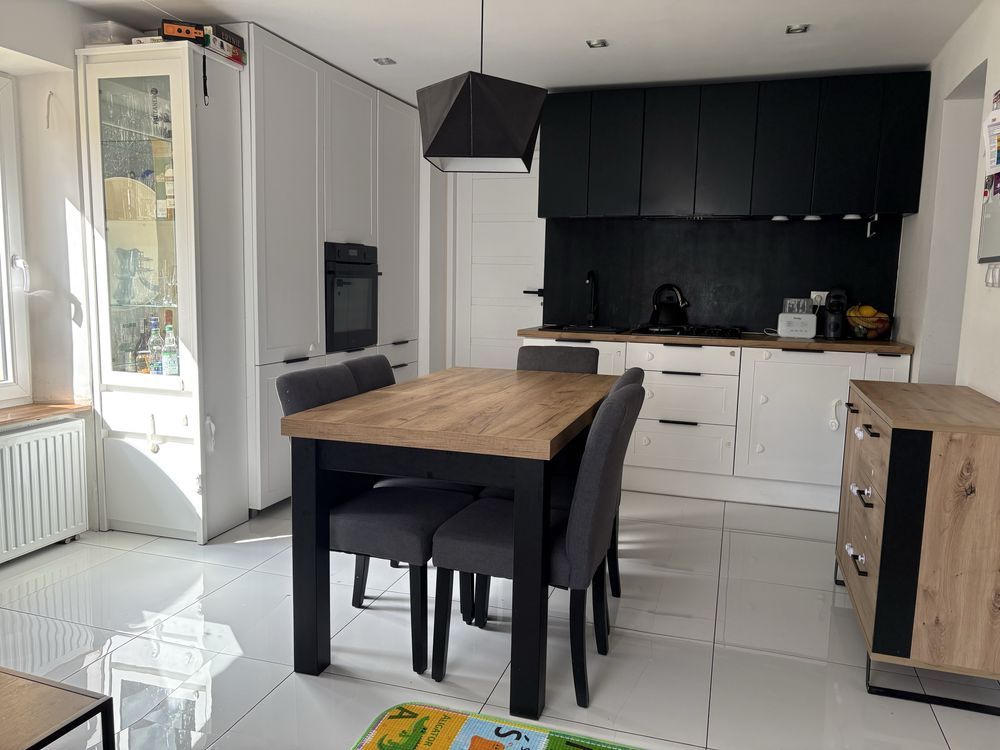 Mieszkanie 3-pokojowe Przesieka. Zdjęcie 8