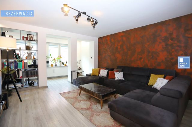 Mieszkanie 2-pokojowe Wałbrzych Śródmieście, ul. Bartosza Głowackiego. Zdjęcie 1