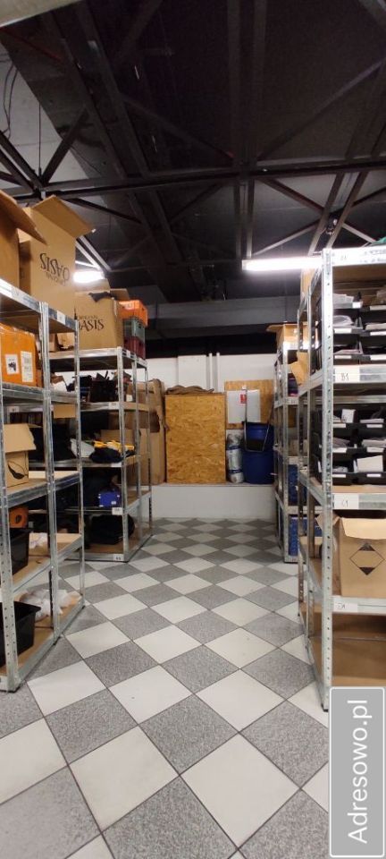 Hala/magazyn Łódź Retkinia, al. ks. kard. Stefana Wyszyńskiego. Zdjęcie 9