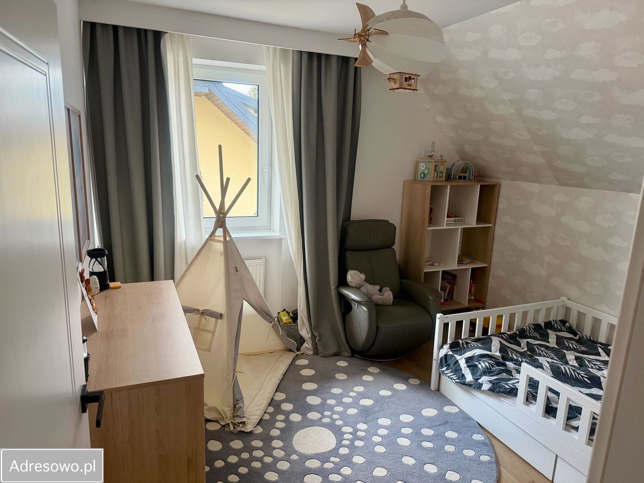 dom szeregowy, 6 pokoi Turek, ul. Leona Lubomira Kruszyńskiego. Zdjęcie 9