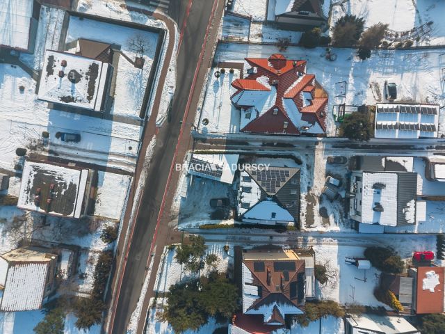 dom wolnostojący, 12 pokoi Niepołomice, al. Dębowa. Zdjęcie 14