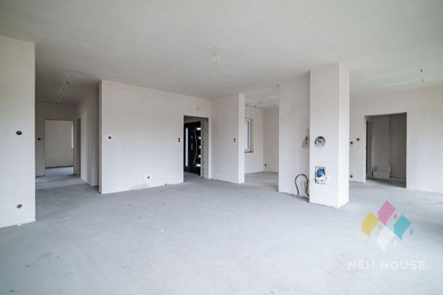 dom wolnostojący, 4 pokoje Smolajny. Zdjęcie 7