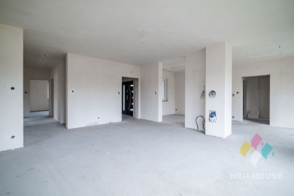 dom wolnostojący, 4 pokoje Smolajny. Zdjęcie 7