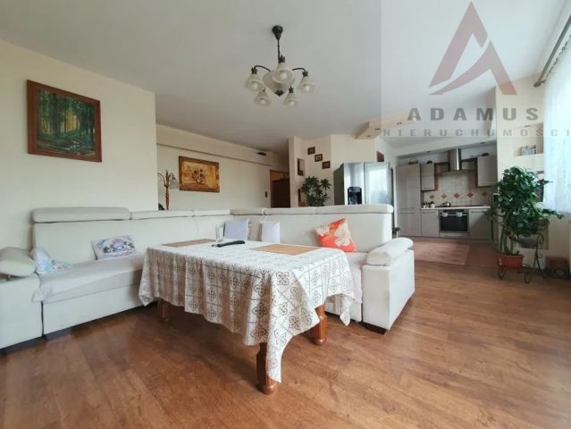 Mieszkanie 4-pokojowe Wrocław Strachocin, ul. Strachocińska. Zdjęcie 1