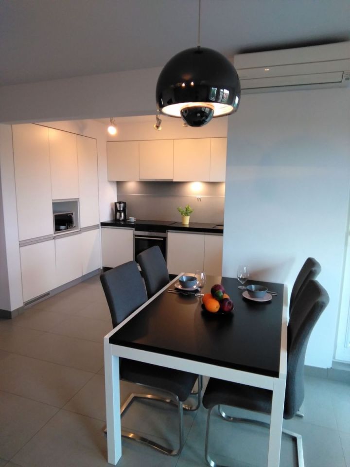 Mieszkanie 3-pokojowe Wrocław Krzyki, ul. Borowska. Zdjęcie 2