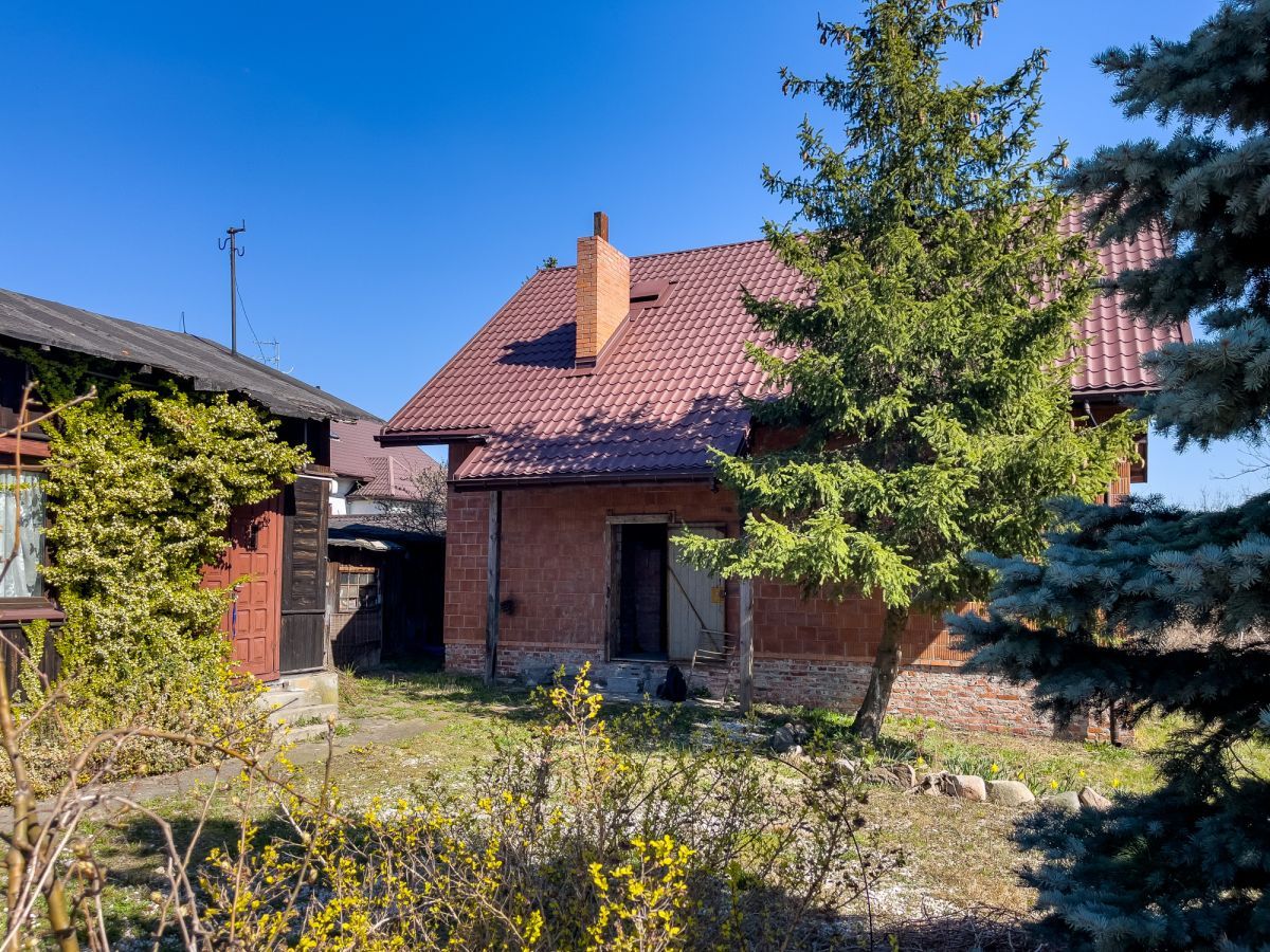 dom wolnostojący, 5 pokoi Moszczenica. Zdjęcie 7