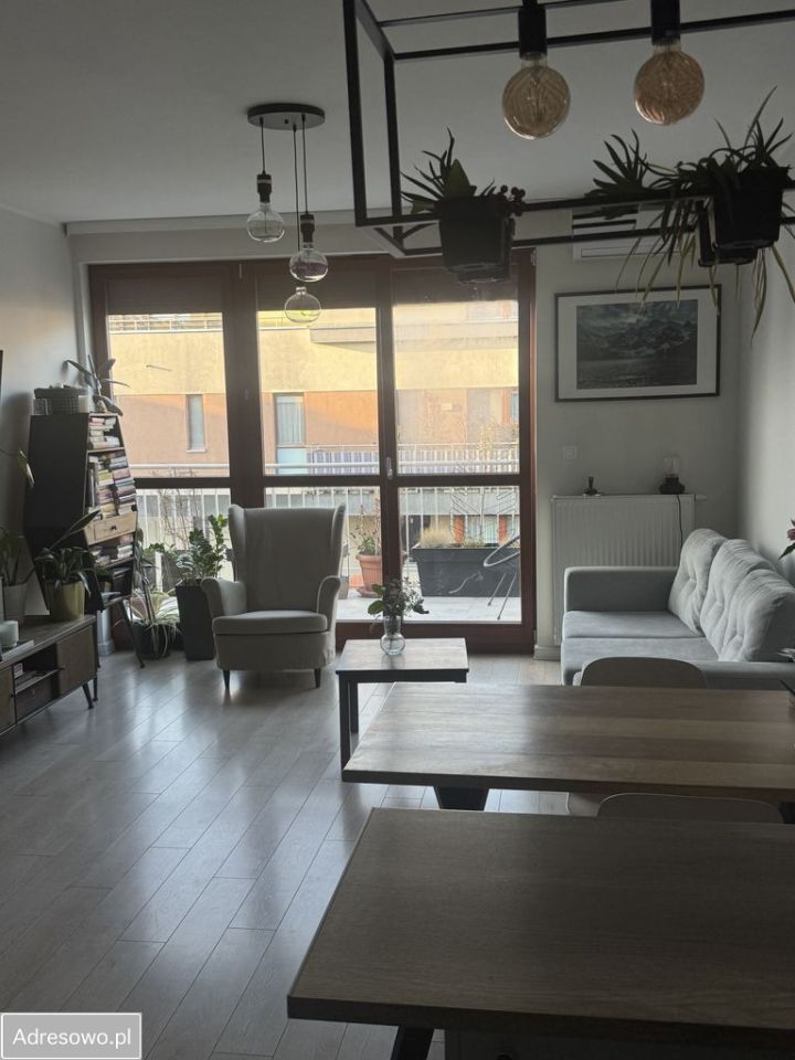 Mieszkanie 2-pokojowe Warszawa Wilanów, ul. Księdza Prymasa Augusta Hlonda. Zdjęcie 2