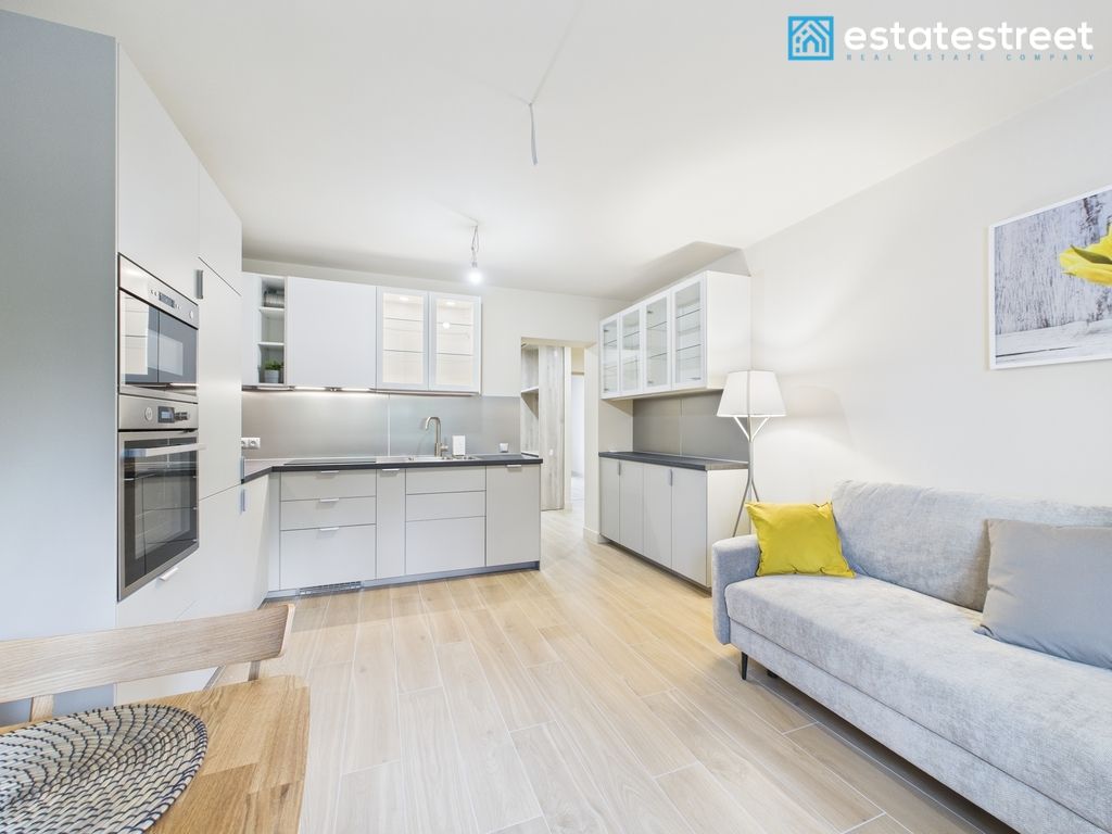 Mieszkanie 3-pokojowe Kraków, ul. ks. Wincentego Turka