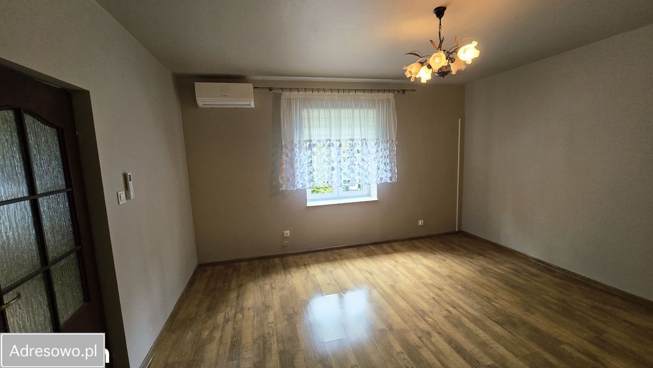 Mieszkanie 1-pokojowe Siemienice. Zdjęcie 1