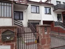 dom szeregowy, 6 pokoi Kielce Ostra Górka, ul. kpt. Władysława Raginisa. Zdjęcie 1