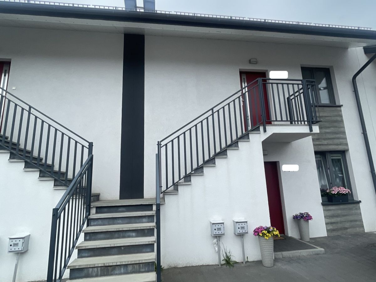 Mieszkanie 4-pokojowe Rumia, ul. Jałowcowa. Zdjęcie 2