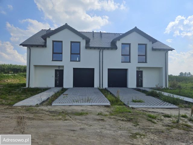 bliźniak, 4 pokoje Czeczewo, ul. Pogodna. Zdjęcie 1