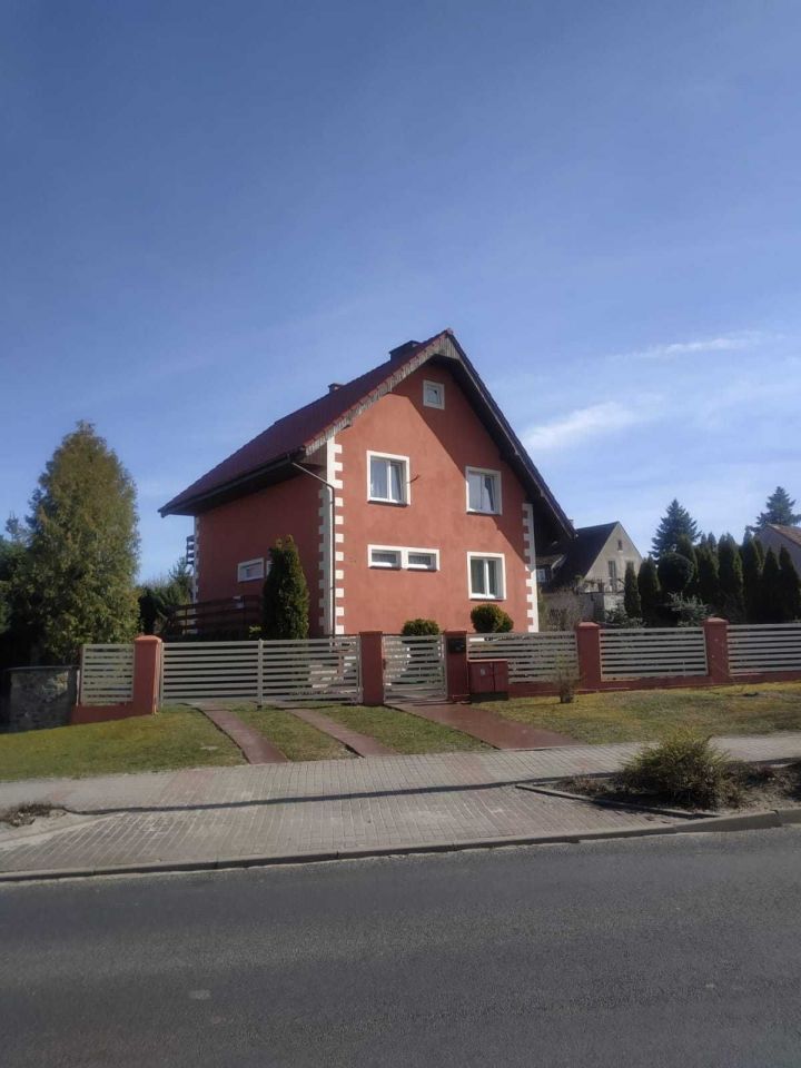 dom wolnostojący Barwice, ul. Wiśniowa. Zdjęcie 1