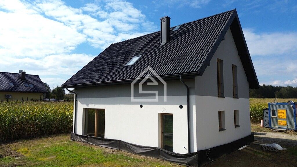 dom wolnostojący, 5 pokoi Dąbrowa