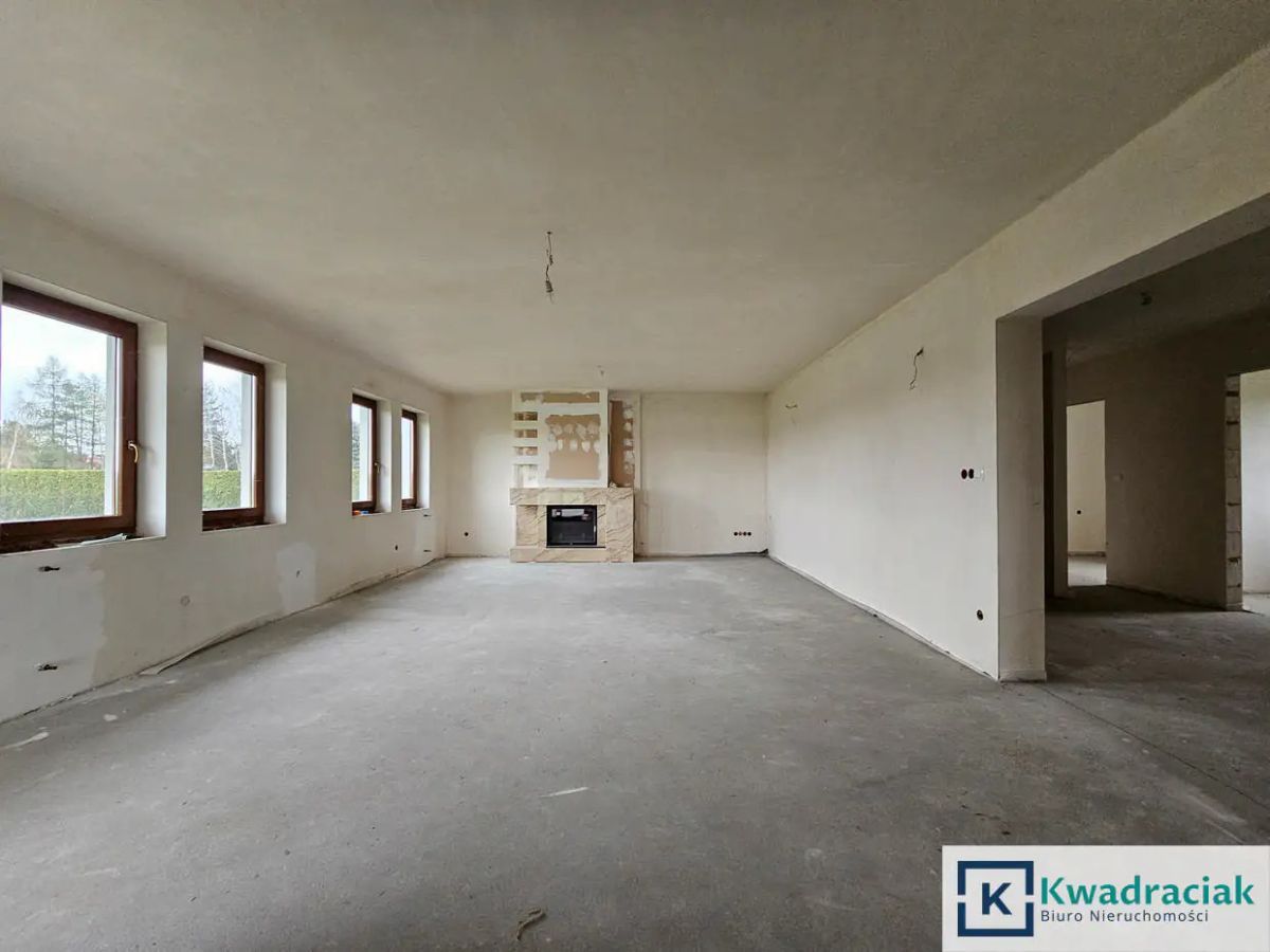 dom wolnostojący, 6 pokoi Moderówka. Zdjęcie 4