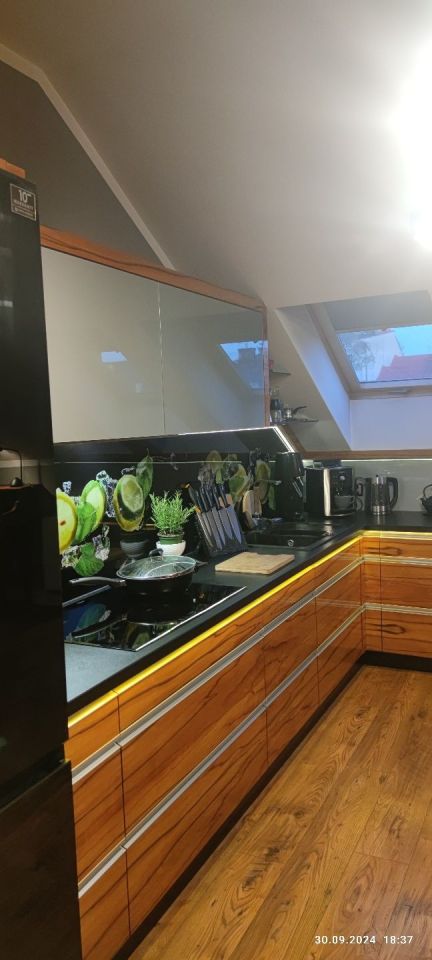 Mieszkanie 3-pokojowe Cieszyn, ul. Bolesława Limanowskiego. Zdjęcie 2