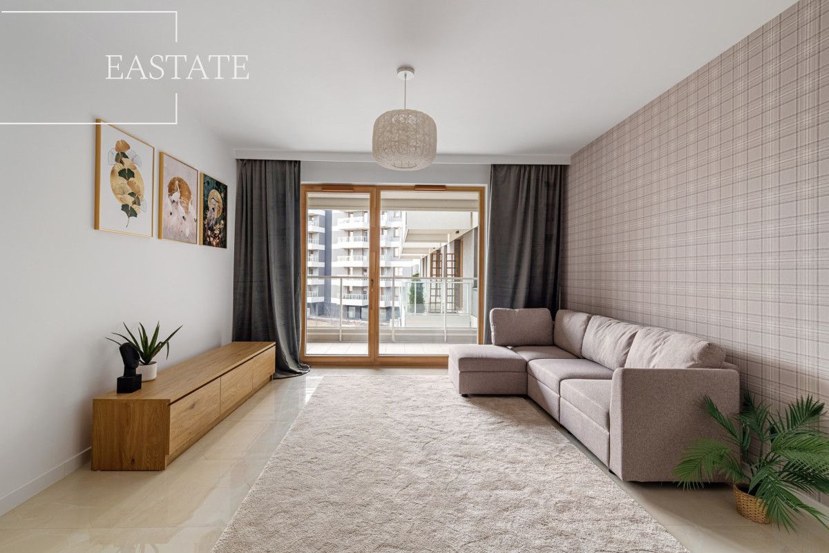 Mieszkanie 4-pokojowe Warszawa, ul. Wschodu Słońca. Zdjęcie 2