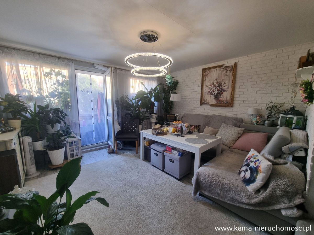 Mieszkanie 3-pokojowe Jelenia Góra Cieplice Śląskie-Zdrój. Zdjęcie 2