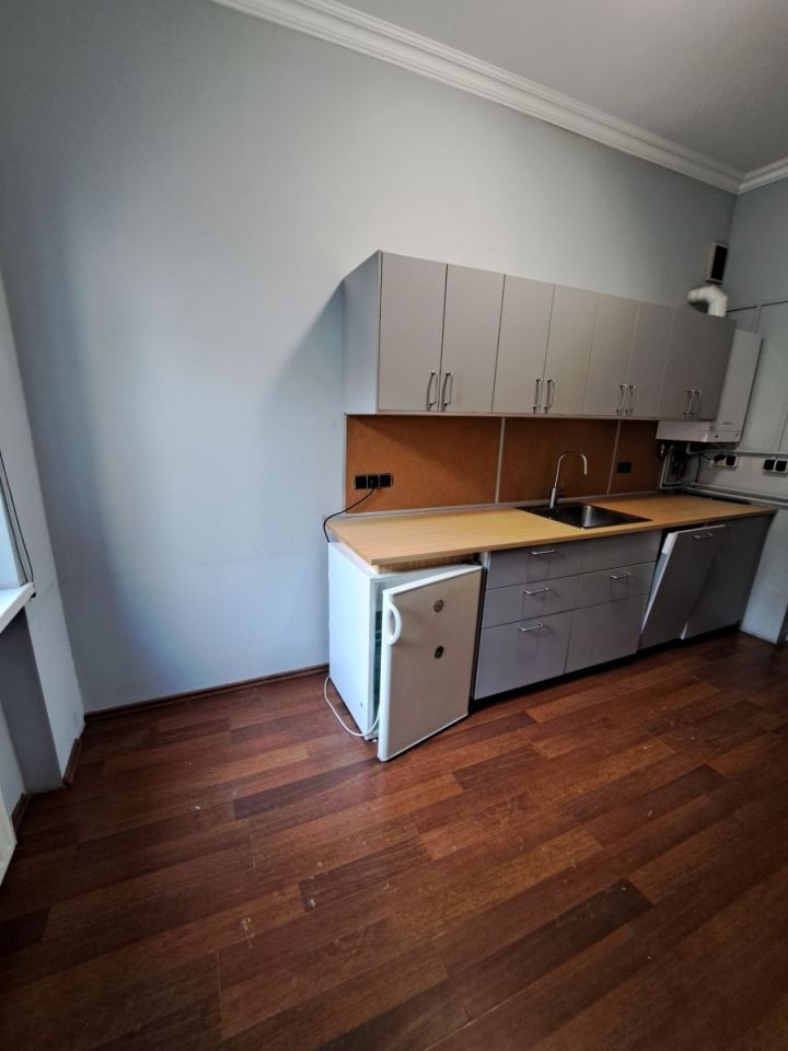 Biuro Poznań Centrum, ul. Półwiejska. Zdjęcie 7