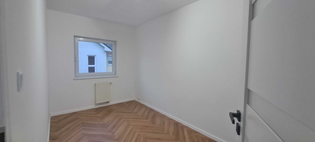 Mieszkanie 3-pokojowe Plewiska. Zdjęcie 6