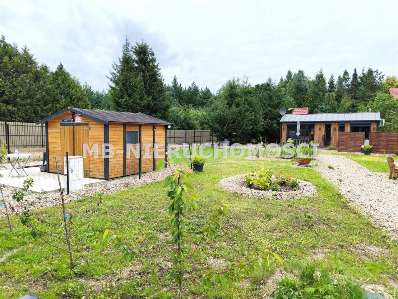 siedlisko, 2 pokoje Lutek. Zdjęcie 13