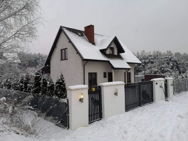 dom wolnostojący, 4 pokoje Toporzysko. Zdjęcie 1