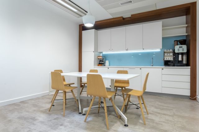 Biuro Warszawa, ul. Złota. Zdjęcie 7