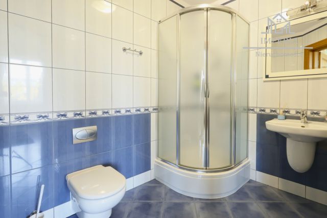 dom wolnostojący, 8 pokoi Koźmin. Zdjęcie 25