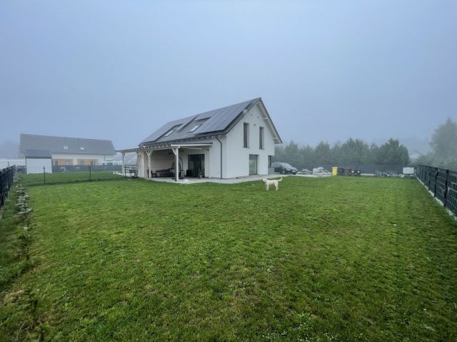 bliźniak, 4 pokoje Kiełpino, ul. Urocza. Zdjęcie 1