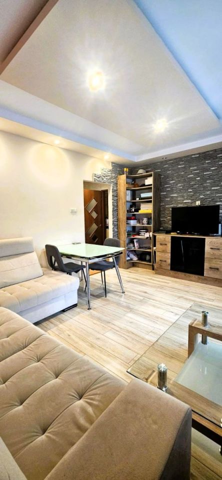 Mieszkanie 3-pokojowe Łódź Retkinia, al. ks. kard. Stefana Wyszyńskiego. Zdjęcie 2