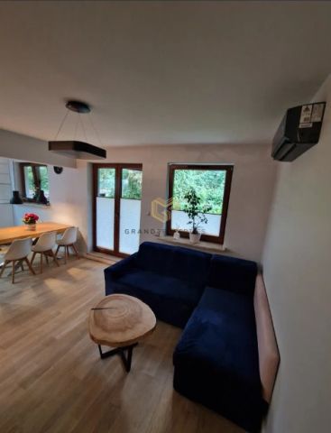 dom szeregowy, 3 pokoje Warszawa Wawer. Zdjęcie 3