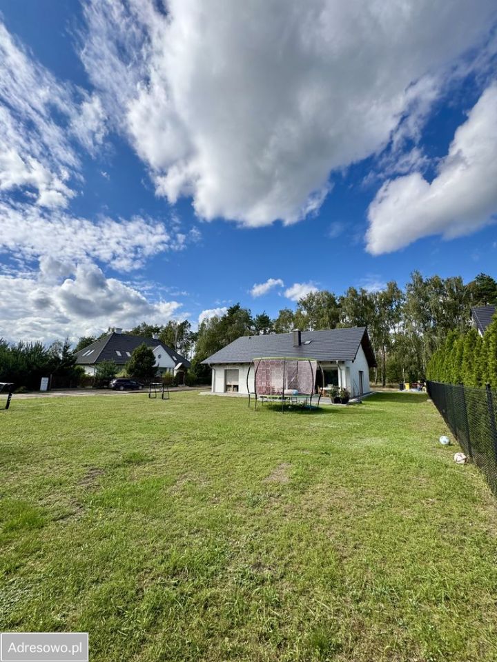 dom wolnostojący, 4 pokoje Gurówko. Zdjęcie 15