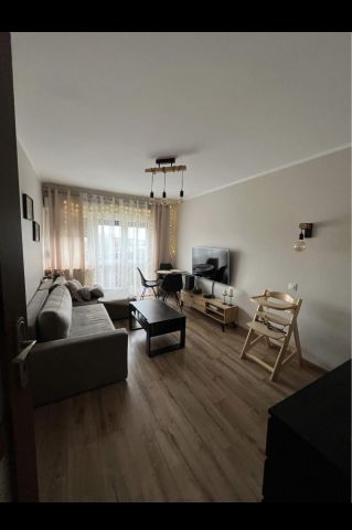 Mieszkanie 3-pokojowe Leszno Centrum, ul. Osiedle Józefa Sułkowskiego. Zdjęcie 1