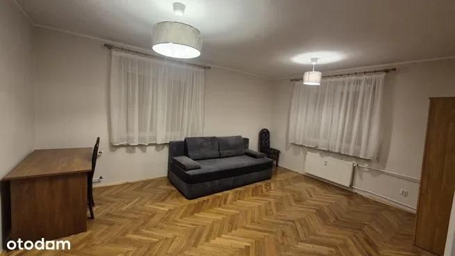 Mieszkanie 2-pokojowe Toruń Bydgoskie Przedmieście, ul. Władysława Broniewskiego. Zdjęcie 2